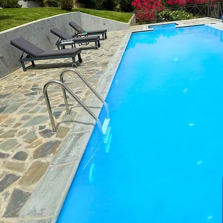 Villa Raks *